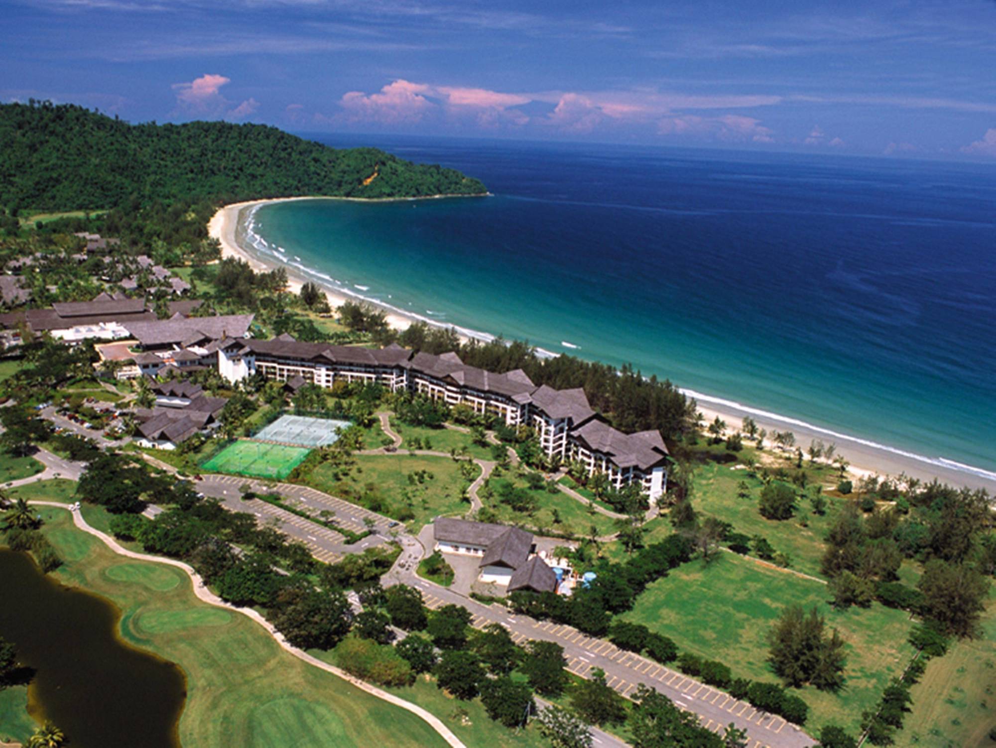 Villa At Nexus Resort & Spa Karambunai Kampong Bikasan ภายนอก รูปภาพ